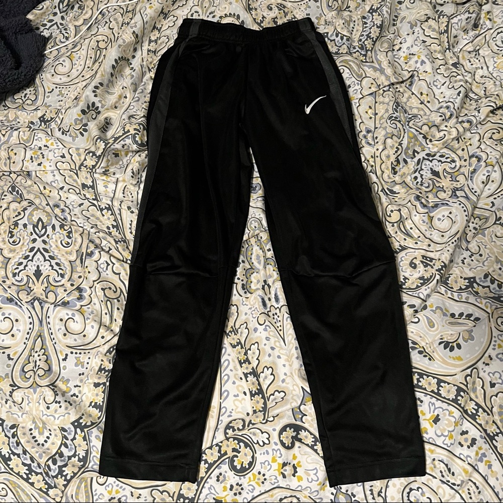 Nike slim sweatpants